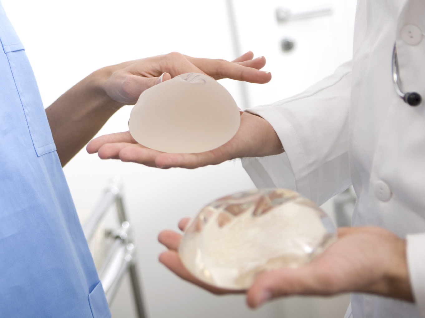 Footpad oase afvisning Finding the Best Type of Breast Implants: Advice for Denver Patients | The  Center for Cosmetic Surgery